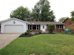 7112 Laura Lee Ln, Seven Hills, OH 44131