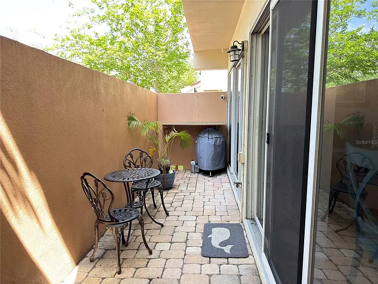 828 Padua Ln — Photo 22