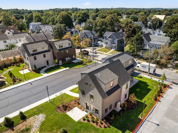 4-4B Lincoln St, Natick, MA 01760