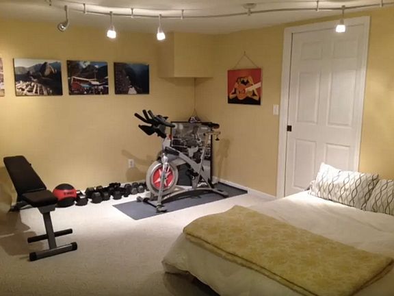 4th image of 1815 Northwest Blvd #2