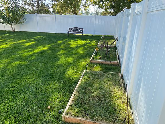 3rd image of 2549 W Remuda Dr