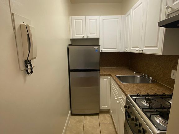 4th image of 8625 Van Wyck Expy Floor 4