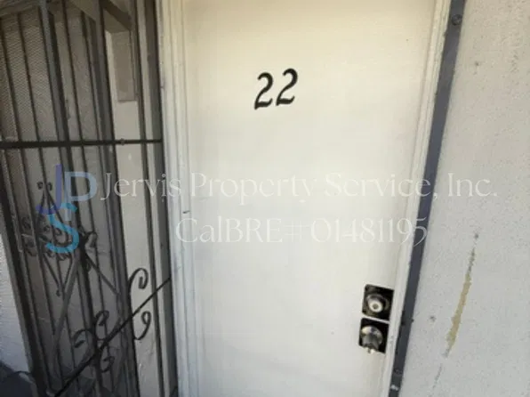 4517 E 52nd Dr APT 22, Maywood, CA 90270
