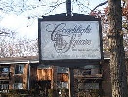 Coachlight Square
