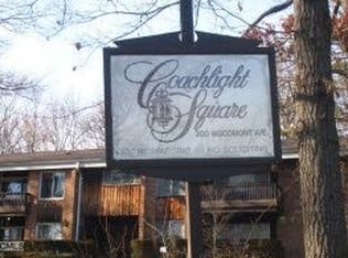 200 Woodmont Ave APT 117, Bridgeport, CT 06606