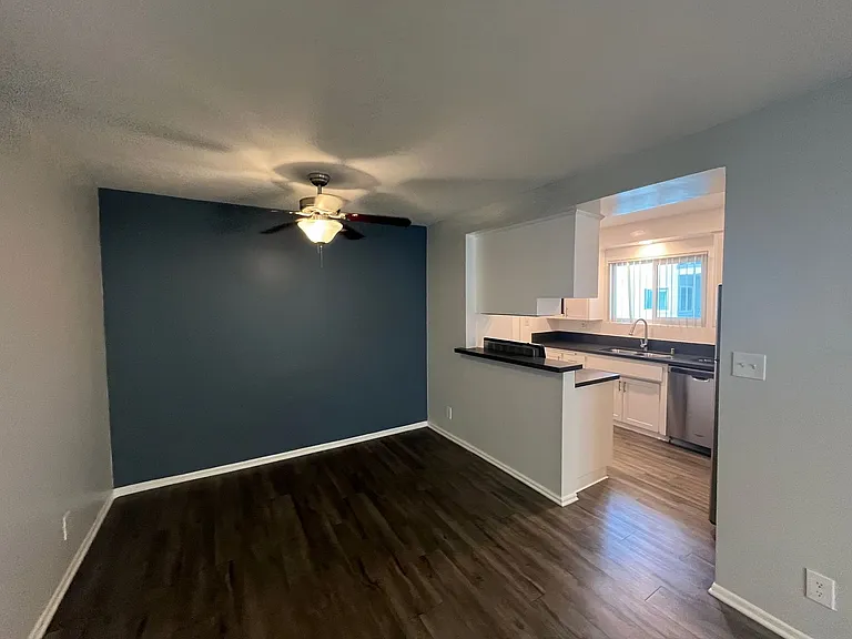1371 S. Beverly Glen Blvd. — Photo 24