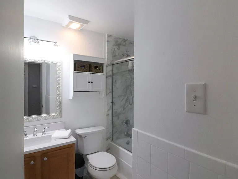 180 Main St #F135 — Photo 5