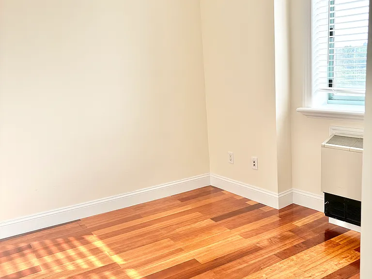 43-18 Dahlia Ave #8A — Photo 6