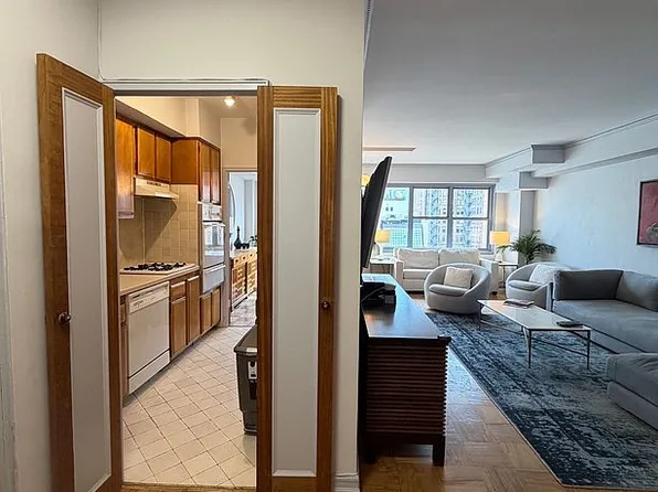 7 E 14th St APT 18P, New York, NY 10003
