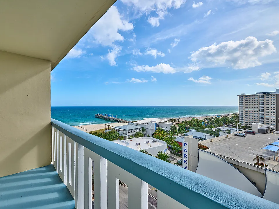 305 N Pompano Beach Blvd #1204