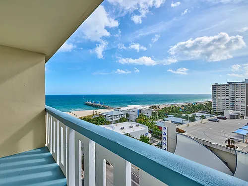 305 N Pompano Beach Blvd Photo 1