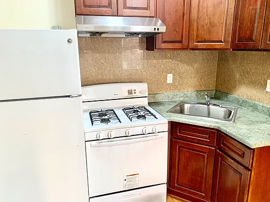 Rented by Roomeze | media 6