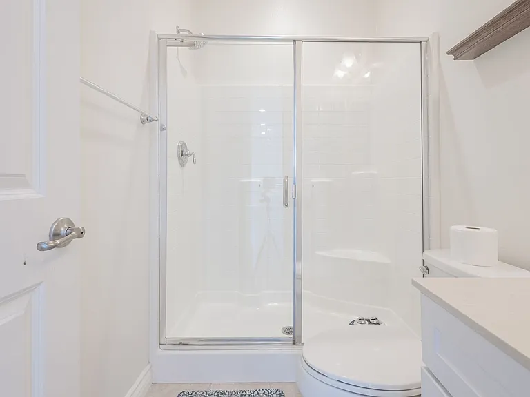 16220 Retreat Ct — Photo 23
