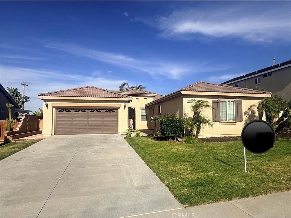 1st image of 17886 Robusta Dr