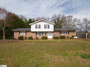 504 Brooks Rd, Mauldin, SC 29662