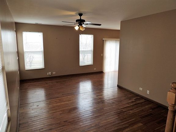 2nd image of 4149 Blackstone Dr