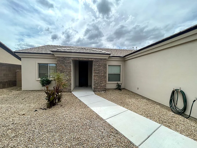3276 Duvall Ave — Photo 3
