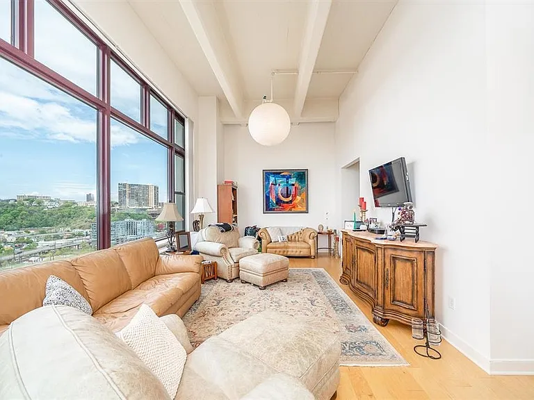 1500 Washington St #12D — Photo 8
