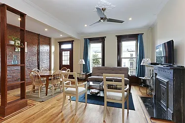 Rented by R New York