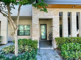 7805 NW 104th Ave APT 5, Doral, FL 33178