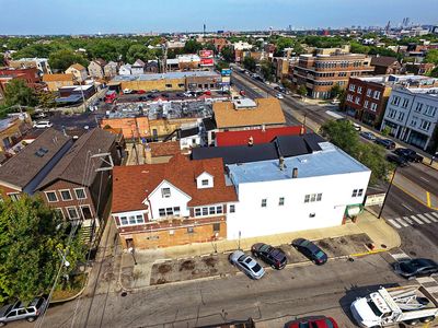 2104 N Western Ave, Chicago, IL, 60647