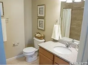 714 N Townsend St #4D — Photo 9