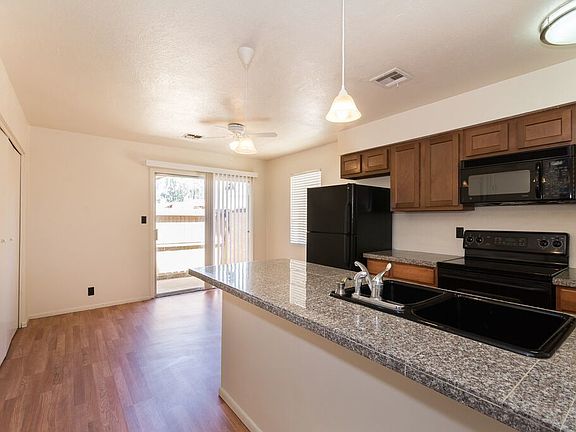 2nd image of 9017 W Elm St Unit 5