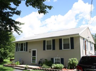 8794 Gaskin Rd, Clay, NY 13041