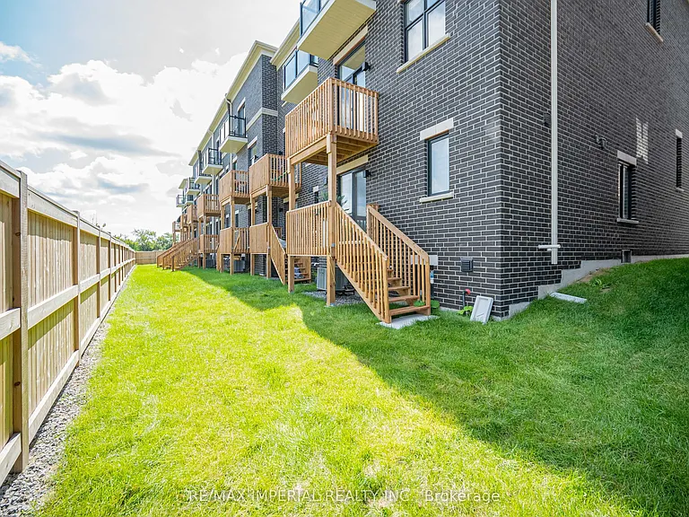 43 Millman Ln — Photo 24