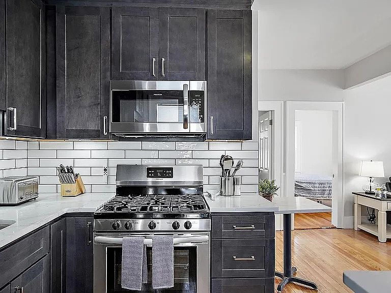 1st image of 18 Roma St #2R