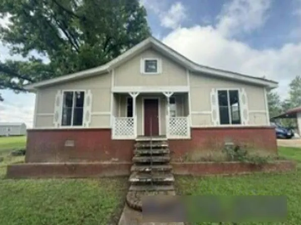 205 Parker St, Duck Hill, MS 38925