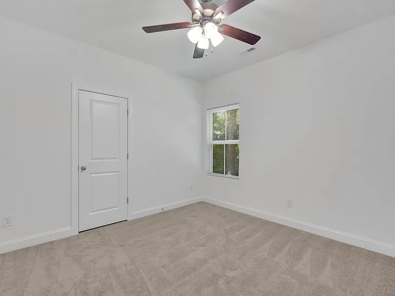 233 Broad St — Photo 26
