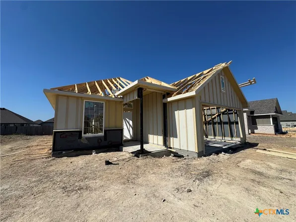 704 James Parker Cir, Killeen, TX 76542