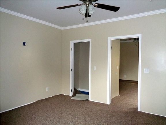 5th image of 146 Thacher St