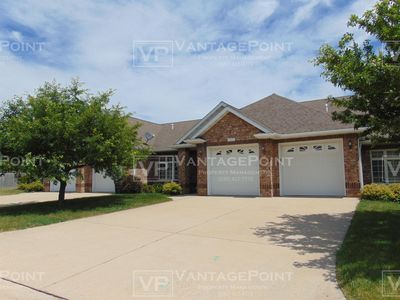 2423 Marina Cir, Green Bay, WI, 54304