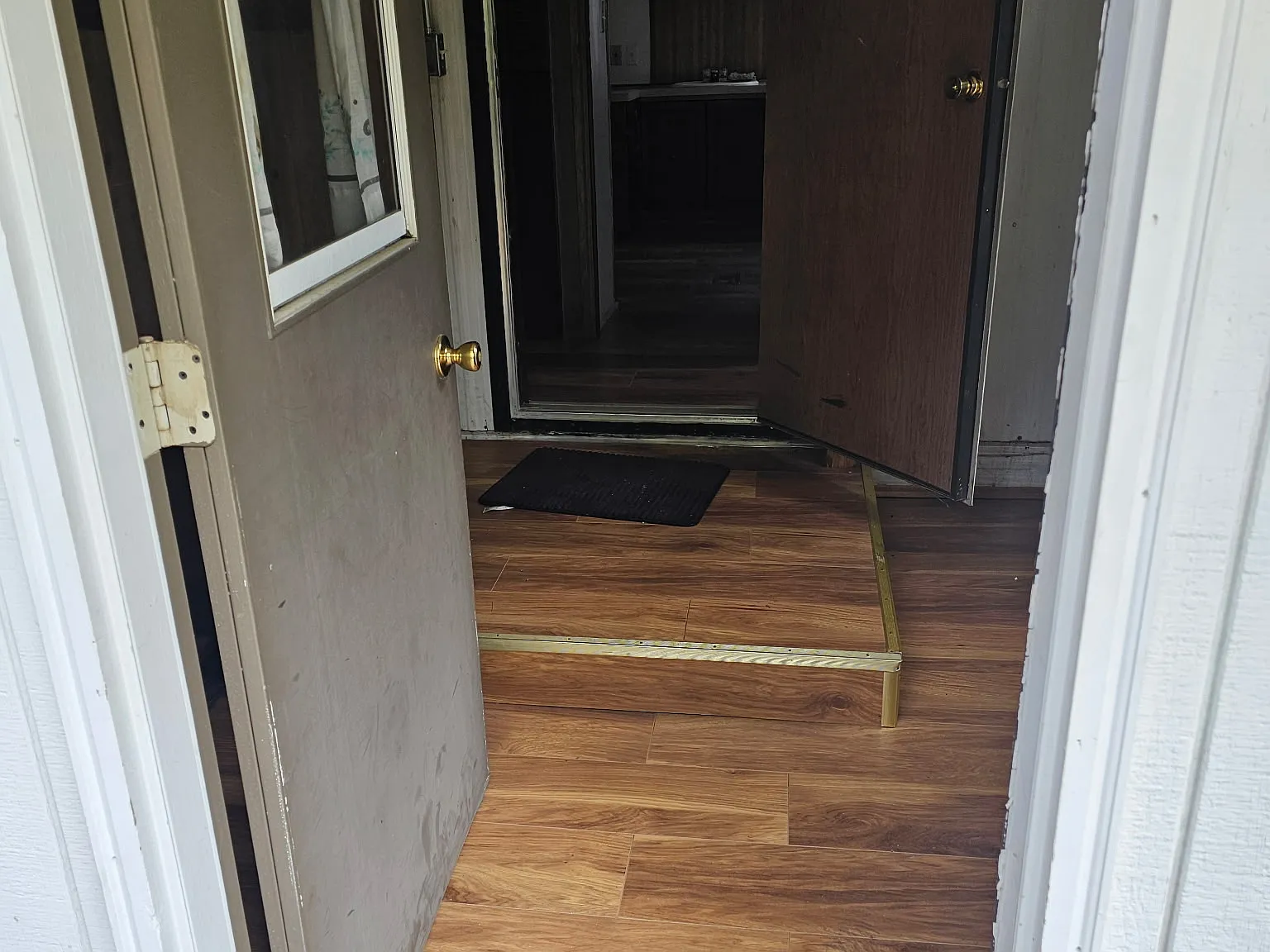 3 bed, 1.5 bath, 1000 sqft, $1,250 — Photo 2