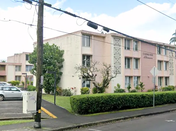 E Komo Mai Apartments, 816 Kinoole St #62ee8ccb4, Hilo, HI 96720