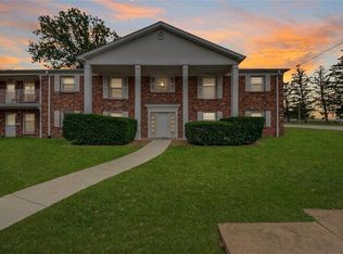 3130 Roger Williams Dr APT D, Bridgeton, MO 63044