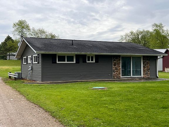 3rd image of 2881 Lake Ave