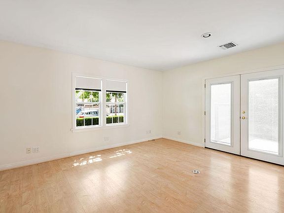 5th image of 1221 N Frederic St