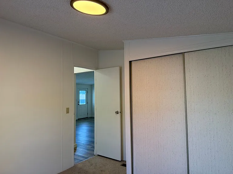 116 SE 8th St #26 — Photo 17
