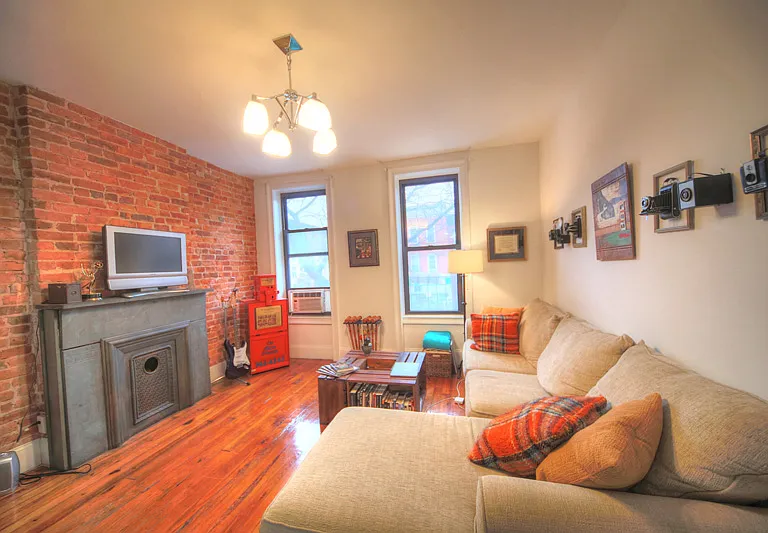 1504 8th Ave #2R — Photo 3