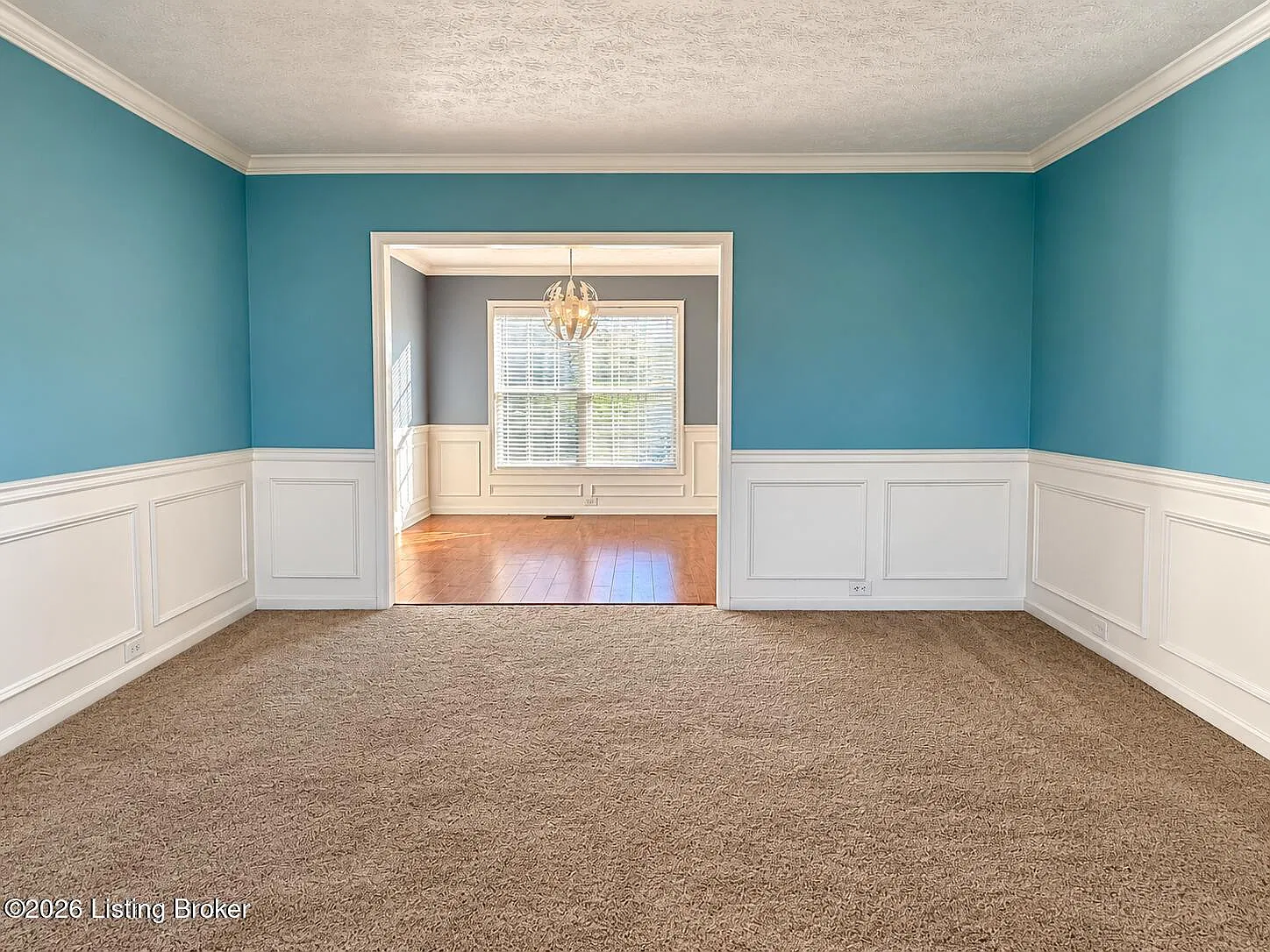 4 bed, 3.5 bath, 2600 sqft, $2,800 — Photo 4
