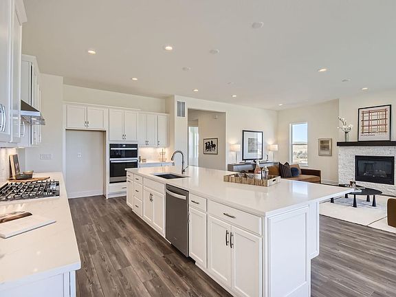 4th image of 310 Leafy Aster Ln