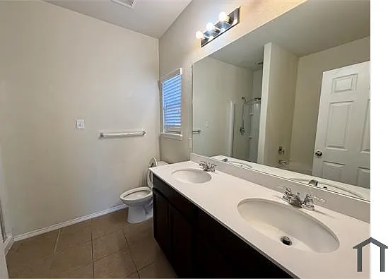 705 Jonius Creek Dr — Photo 6