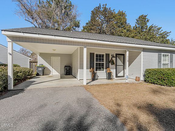 3rd image of 115 Cedar Grove Cir