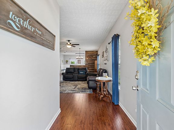 4th image of 71 Owl Dr