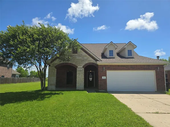 215 Danna St, Cove, TX 77523