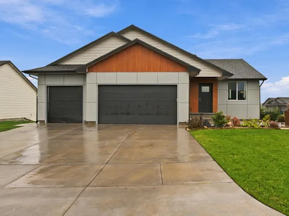 3103 E Reiss Ct, Park City, KS 67219