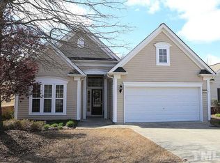 517 Garendon Dr, Cary, NC 27519
